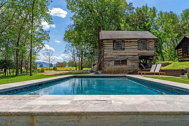 4439 OLD FORGE RD, Luray, VA 22835