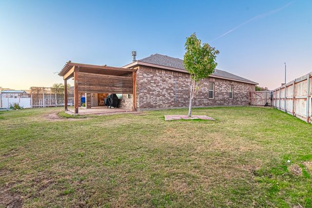 3925 Roma, Odessa, TX 79765