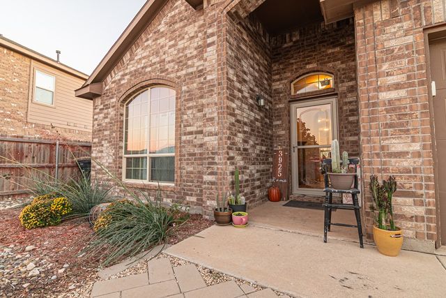 3925 Roma, Odessa, TX 79765