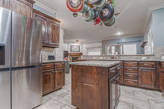 3925 Roma, Odessa, TX 79765