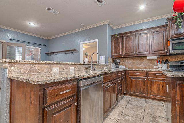 3925 Roma, Odessa, TX 79765