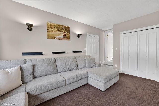 2059 15th Street, Cuyahoga Falls, OH 44223