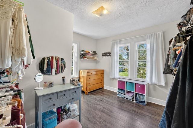 2059 15th Street, Cuyahoga Falls, OH 44223