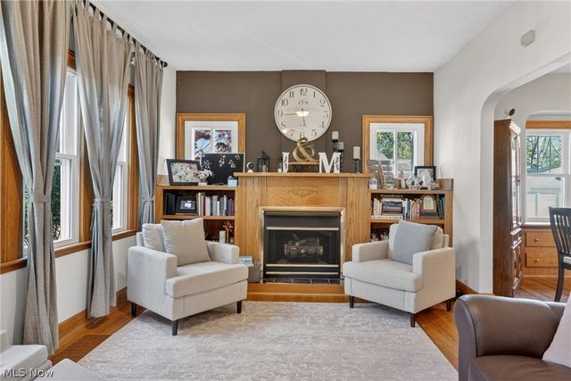 2059 15th Street, Cuyahoga Falls, OH 44223