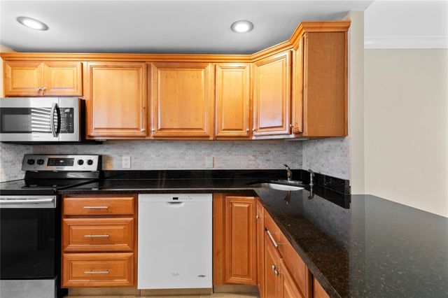 400 N Federal Highway 408, Deerfield Beach, FL 33441