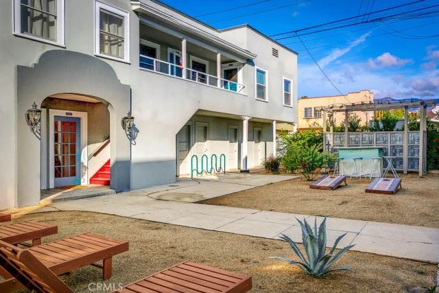 113 N Columbus A, Glendale, CA 91203