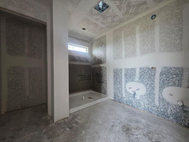 1498 Lake Ridge Drive, Brenham, TX 77833