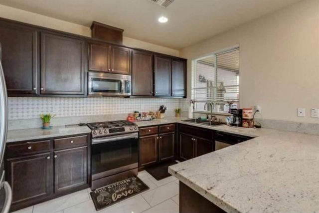 2471 Ben Ali Way, Sacramento, CA 95815