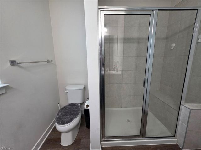 245 Goldenstar LN, Portsmouth, VA 23701