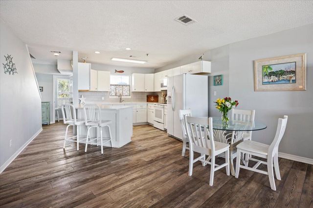 926 Whelk Court B, Fort Walton Beach, FL 32548