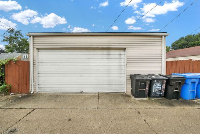 5444 W 64th Street, Chicago, IL 60638