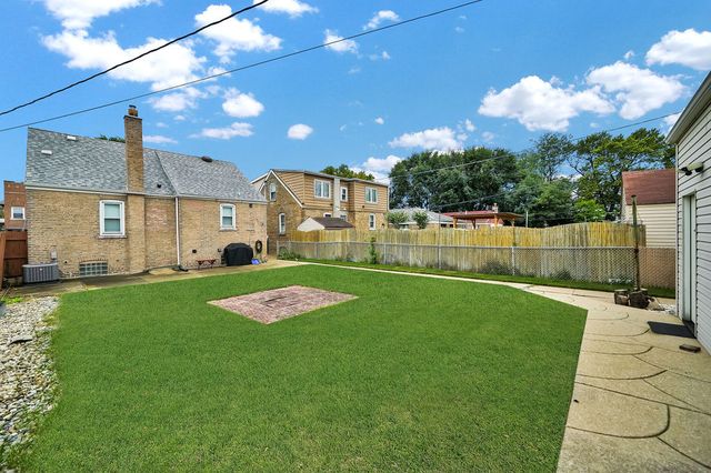 5444 W 64th Street, Chicago, IL 60638