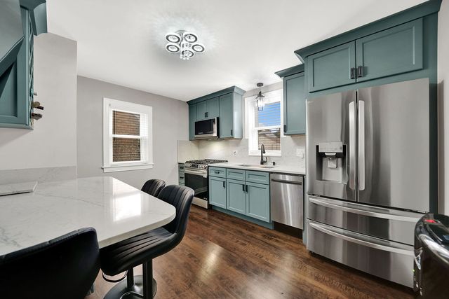 5444 W 64th Street, Chicago, IL 60638