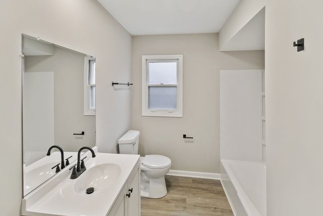 18135 Cherrywood Lane, Homewood, IL 60430