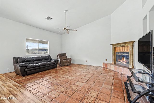 21654 S 158TH Street, Gilbert, AZ 85298