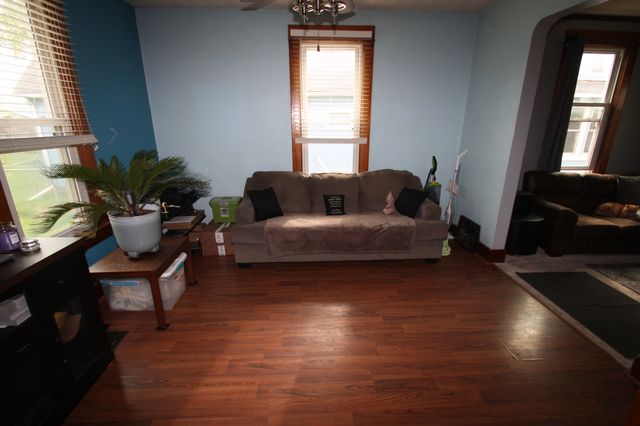 1442 W High Street, Davenport, IA 52804