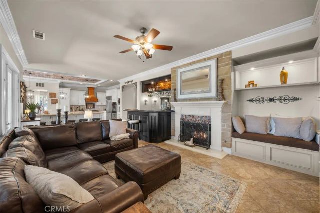 30308 Mallorca Place, Castaic, CA 91384