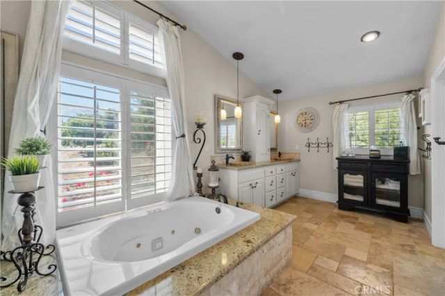 30308 Mallorca Place, Castaic, CA 91384