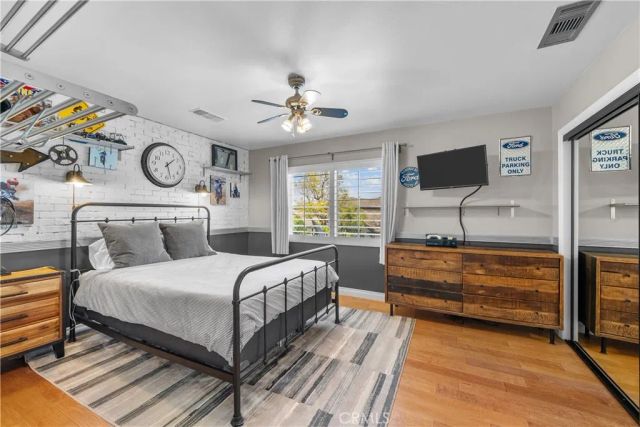 30308 Mallorca Place, Castaic, CA 91384