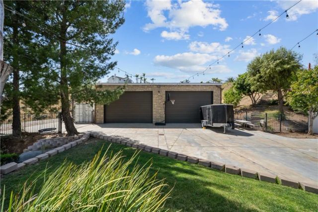 30308 Mallorca Place, Castaic, CA 91384