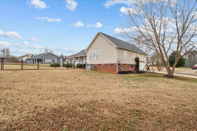 120 McCoy Circle, Gaffney, SC 29341