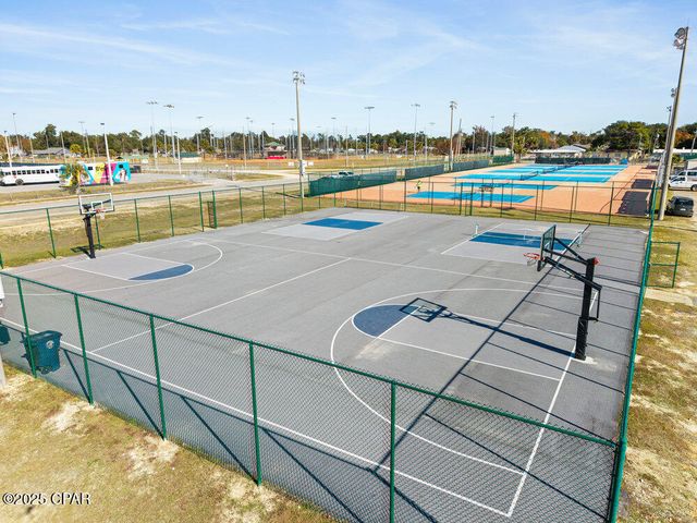 1607 W 13th Street, Panama City, FL 32401