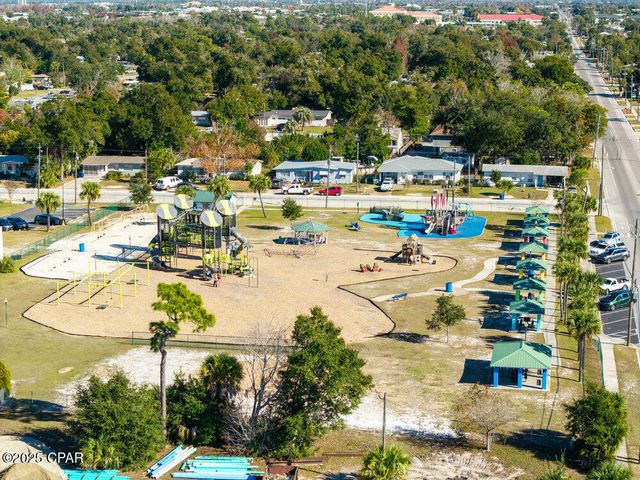 1607 W 13th Street, Panama City, FL 32401