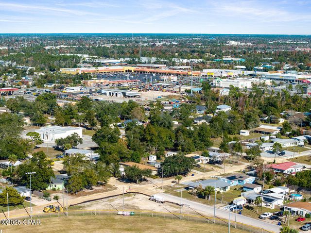 1607 W 13th Street, Panama City, FL 32401