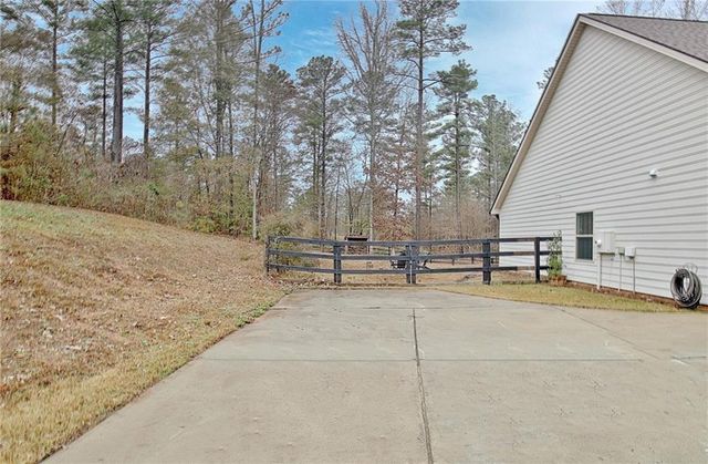 1109 Old Corinth Road, Newnan, GA 30263