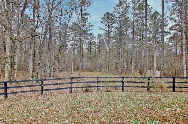 1109 Old Corinth Road, Newnan, GA 30263