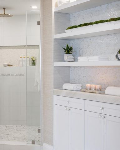 5757 Collins Ave 1706, Miami Beach, FL 33140