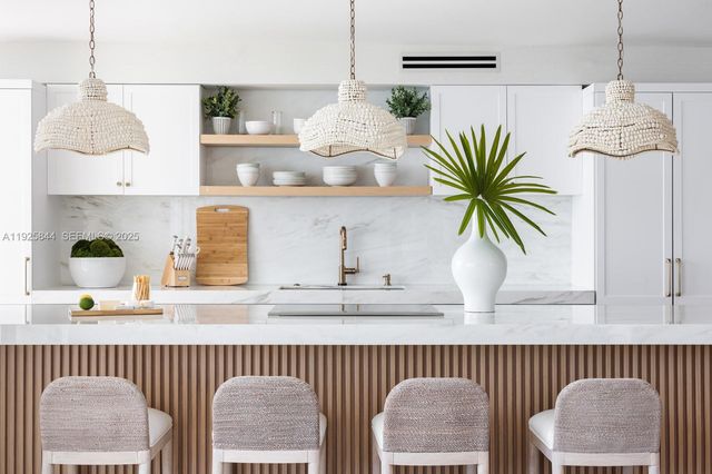 5757 Collins Ave 1706, Miami Beach, FL 33140