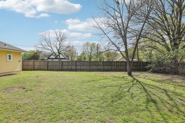 601 Williams Street, Waxahachie, TX 75165