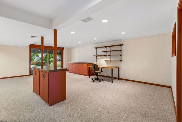 1086 Cedar View Drive, Minneapolis, MN 55405