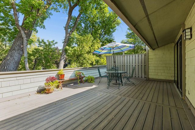 1086 Cedar View Drive, Minneapolis, MN 55405