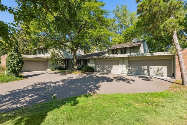 1086 Cedar View Drive, Minneapolis, MN 55405