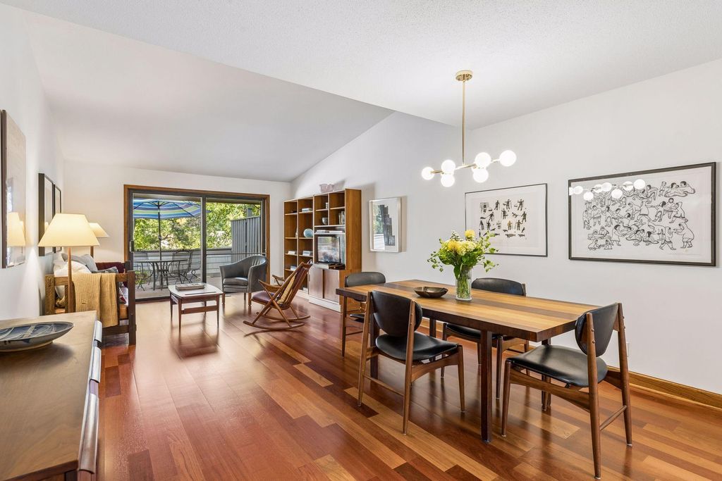 1086 Cedar View Drive, Minneapolis, MN 55405 — photo 5
