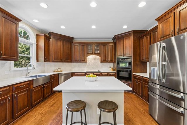 230 Rivergate Drive, Suwanee, GA 30024