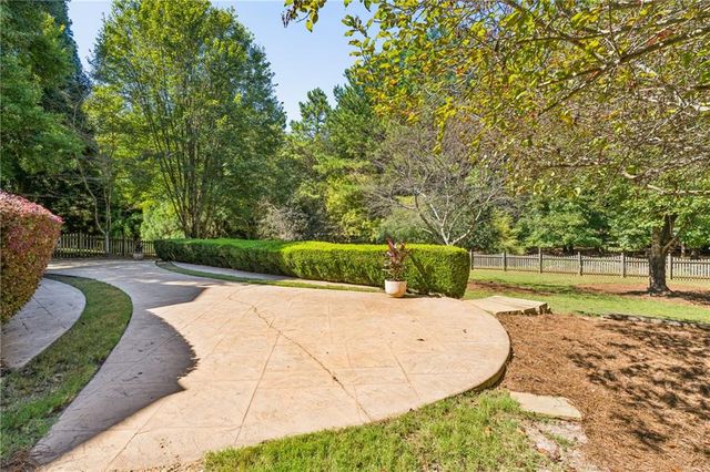 230 Rivergate Drive, Suwanee, GA 30024