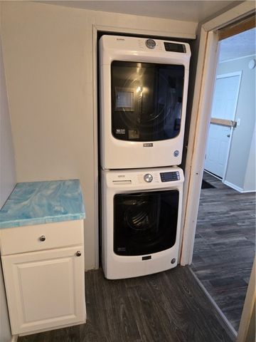 25 Emerson Park, Rochester, NY 14606