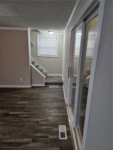 25 Emerson Park, Rochester, NY 14606