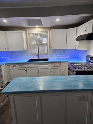 25 Emerson Park, Rochester, NY 14606