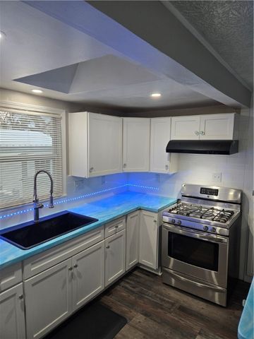 25 Emerson Park, Rochester, NY 14606