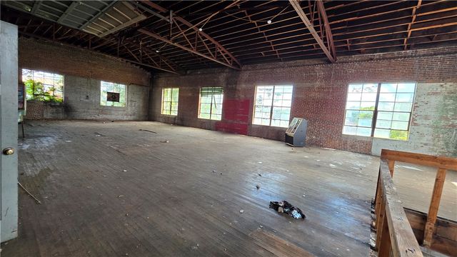 215 W Church Street, Anderson, SC 29624