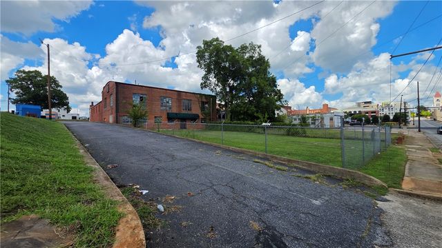 215 W Church Street, Anderson, SC 29624