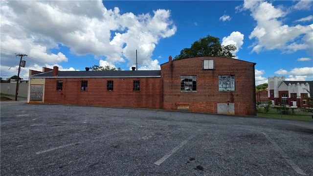 215 W Church Street, Anderson, SC 29624
