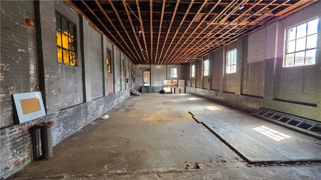 215 W Church Street, Anderson, SC 29624