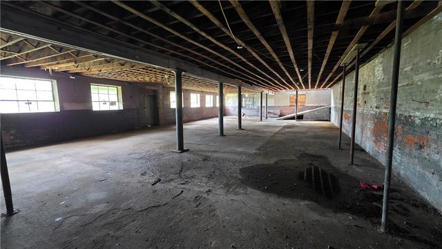 215 W Church Street, Anderson, SC 29624
