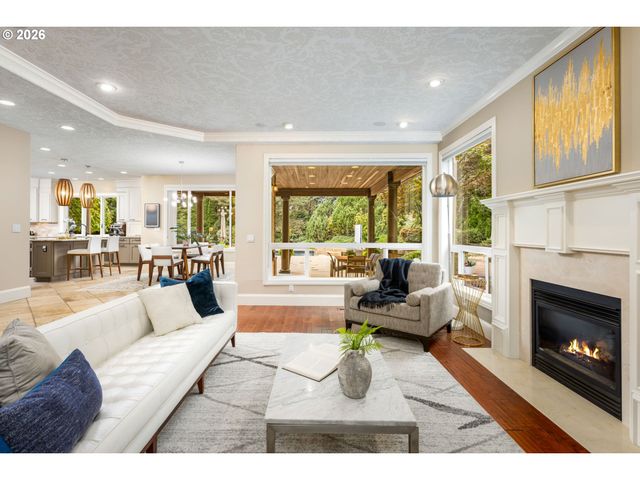 10019 Se TERRA LINDA Ct, Happy Valley, OR 97086