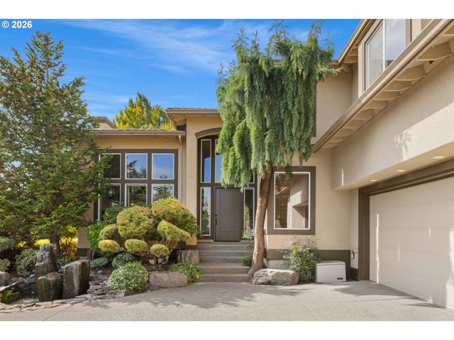 10019 Se TERRA LINDA Ct, Happy Valley, OR 97086